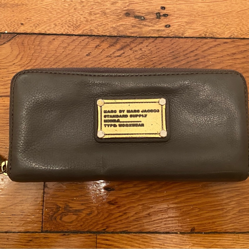 Marc by Marc Jacobs zip around wallet